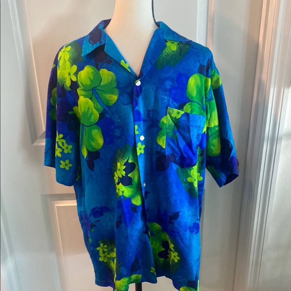 Vintage Momi’s Fashions Blue and Green Hawaiian Floral Men's Shirt